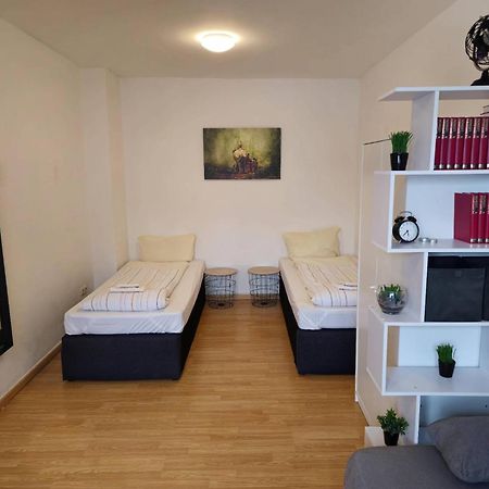 Praktische City Apartments Direkt Am Hauptbahnhof Neumünster Εξωτερικό φωτογραφία